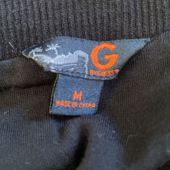 G by Guess blk fitted lace bomber style jacket/top. Sheer sleeves. Zip front - Picture 8 of 10